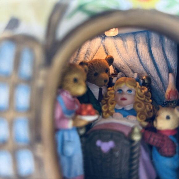 SOLD! - Picture 5 of 10